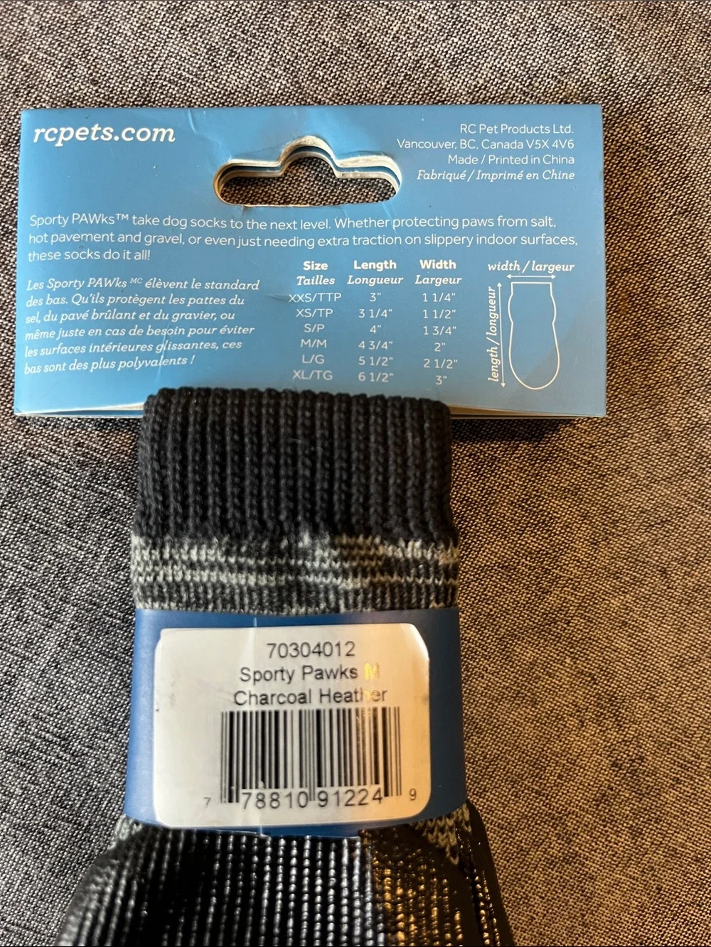 RC SPORTY PAWks Dog Socks Sz M  Length 4 3/4” Width 2”